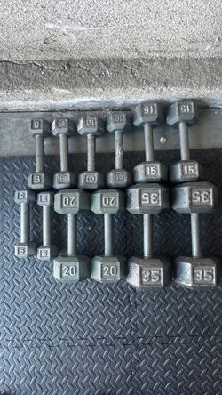 Dumbbell Set