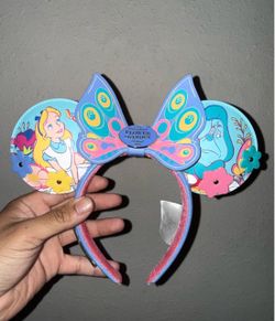 Walt Disney World Flower and Garden Festival 2026 Alice in Wonderland Mickey Ears