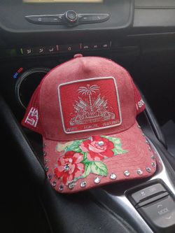 Hat  with stones