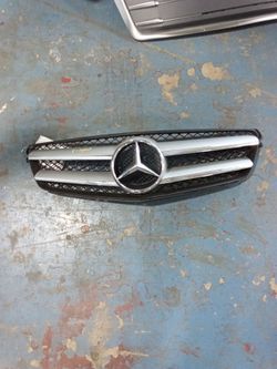 2015 Mercedes-Benz C350 Front Grille