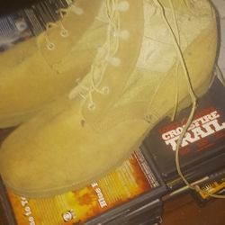 Army Boots Size 11