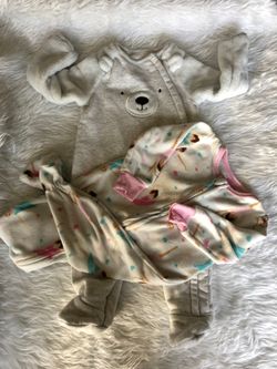 2 absorba bodysuits 9 mths