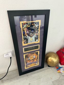 Kobe Bryant collectible frame