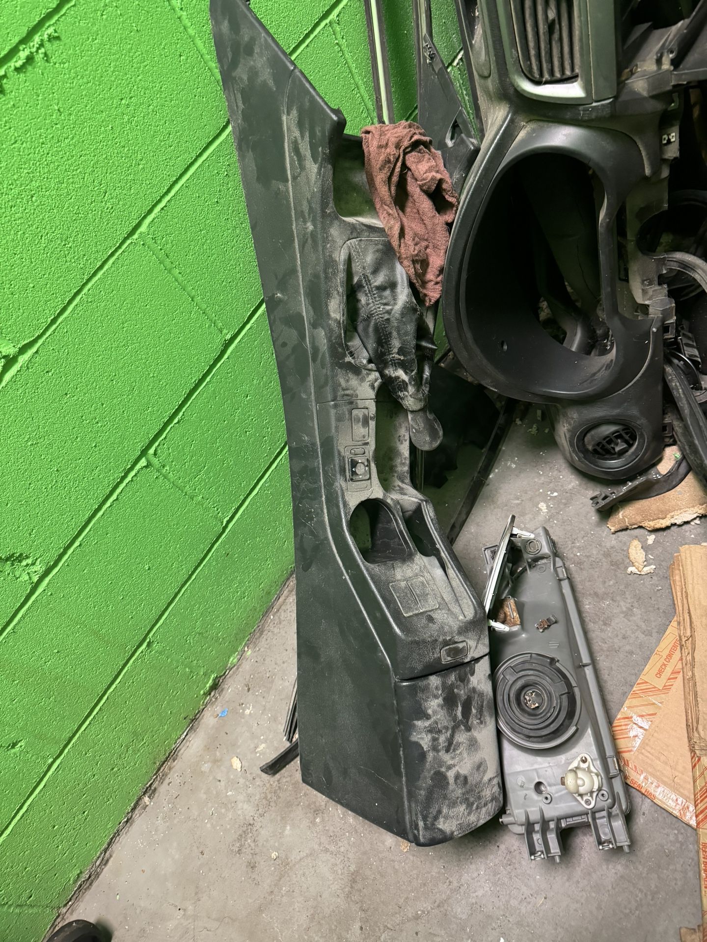 2.5 RS Subaru Parts