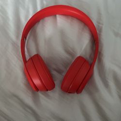 Beats Solo 3 (NEED TO SELL ASAP)