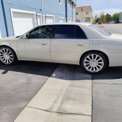 2011 Cadillac DTS