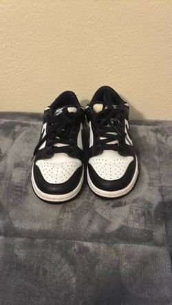 Panda dunks, size 5 boys