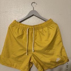 Men’s Nike Shorts Size Medium 
