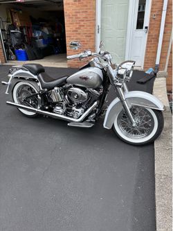 2008 SOFTAIL DELUXE WITH 33,000+ FOR 7,000 FIRM