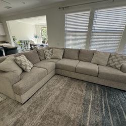 Sectional 2pc Couch