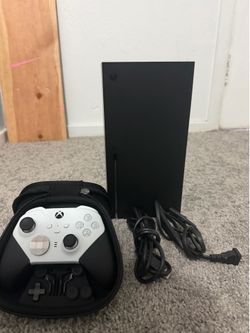 Xbox series x and Xbox elite 2 controller