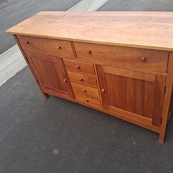 Beautiful 6drawer cabinet 