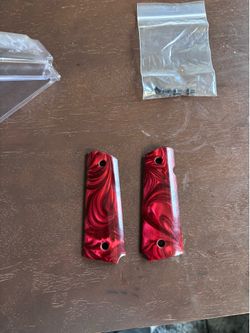 Red Pearl Full Size 1911 Grips - Ambi