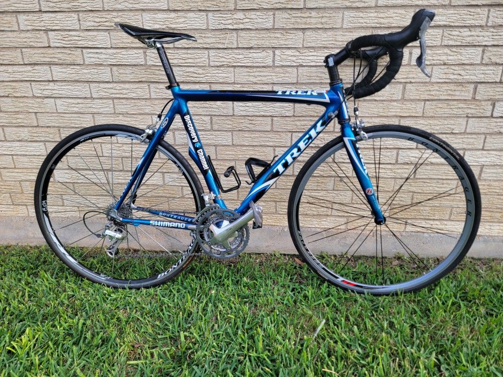 TREK FULL CARBON FIBER