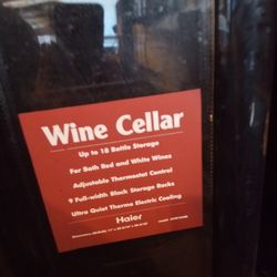 18 Bottle Wine Cellar