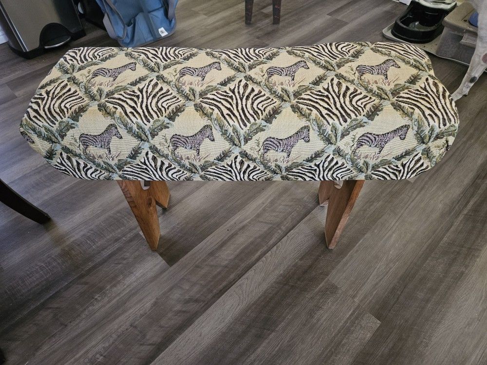Padded Bench Seat With Zebra Print