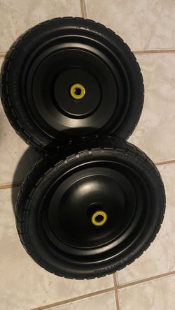 Weelsbarrels tires flat free 13.5
