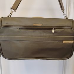 Compact Tri-Fold Garment Bag