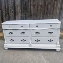 Dresser 69”W x 20”D x 36”H