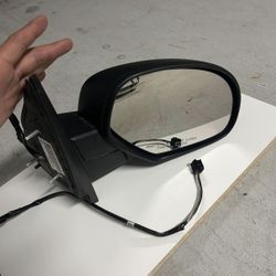 07-13 Chevy & GMC Factory OEMPassenger SideMirrorChevySilveradoGMCSierraTahoeYukonSurburbanAvalanche