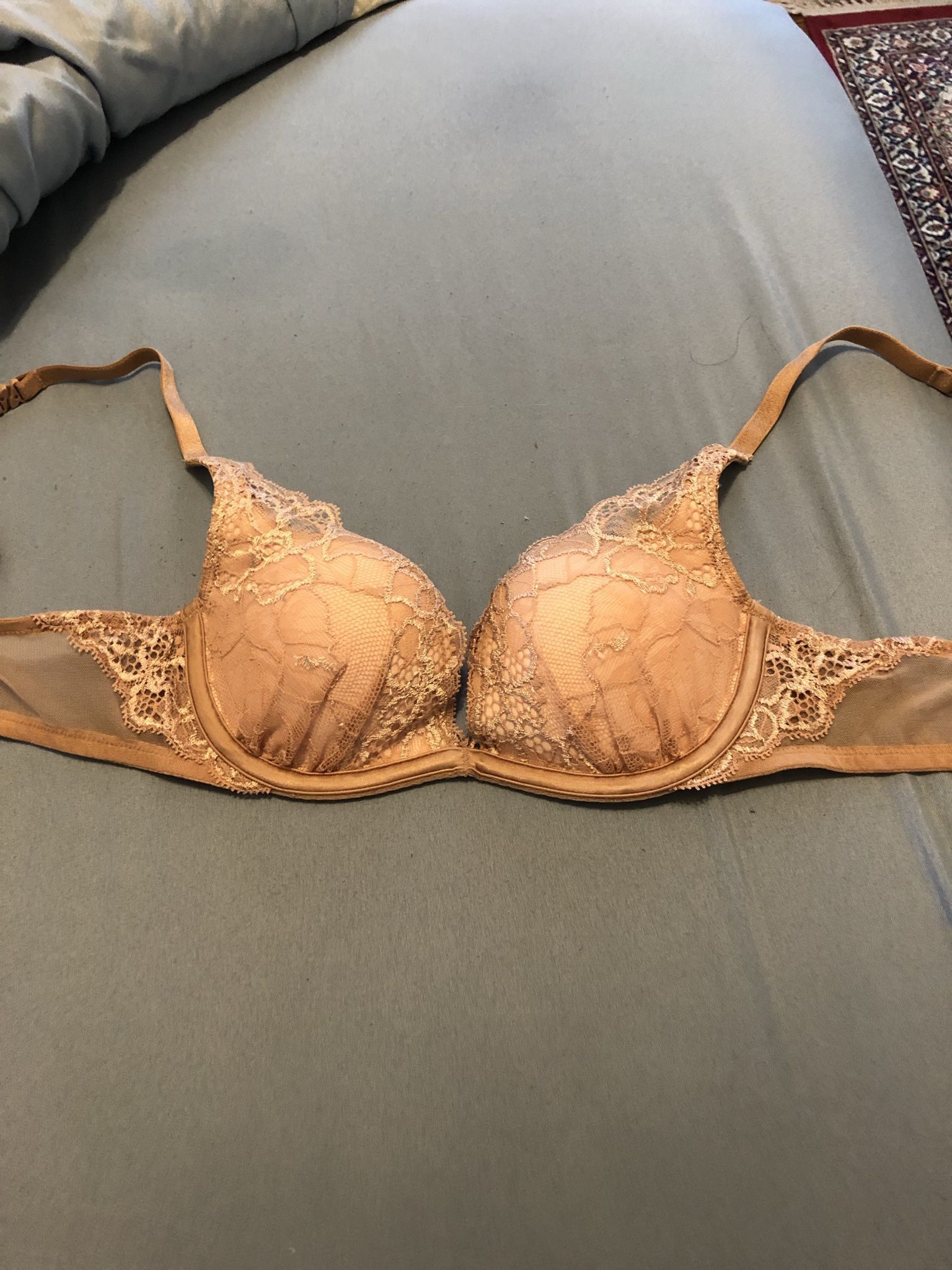 NEW! Attractive Victoria Secret Bra