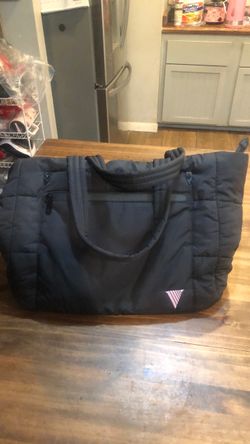 Victoria’s Secret PINK black puffer bag