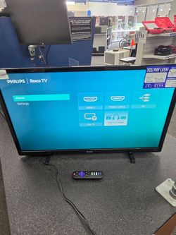 Philips 32" Roku Smart TV with Remote. ASK FOR RYAN. #4(contact info removed)559-01