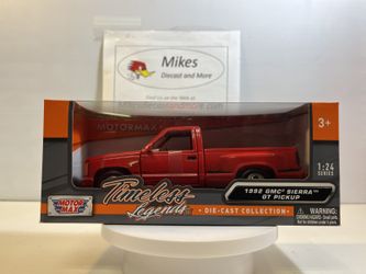 1992 GMC Sierra GT Stepside Diecast Model Truck in 1/24 Scale by Motormax, NIB
