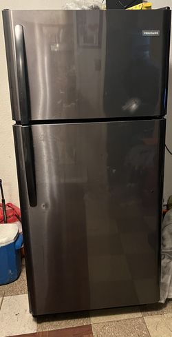 Frigidaire Fridge