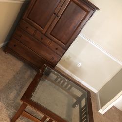 Furniture In Great Condition 