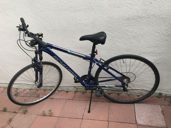schwinn men's trailway 700c 28 hybrid bike gray