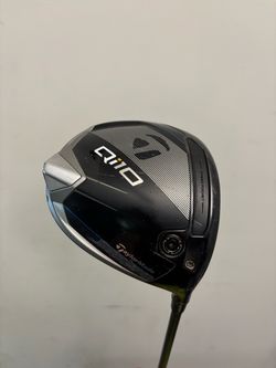 Taylormade Qi10 driver. 9 degree. R flex Hzrdus smoke shaft