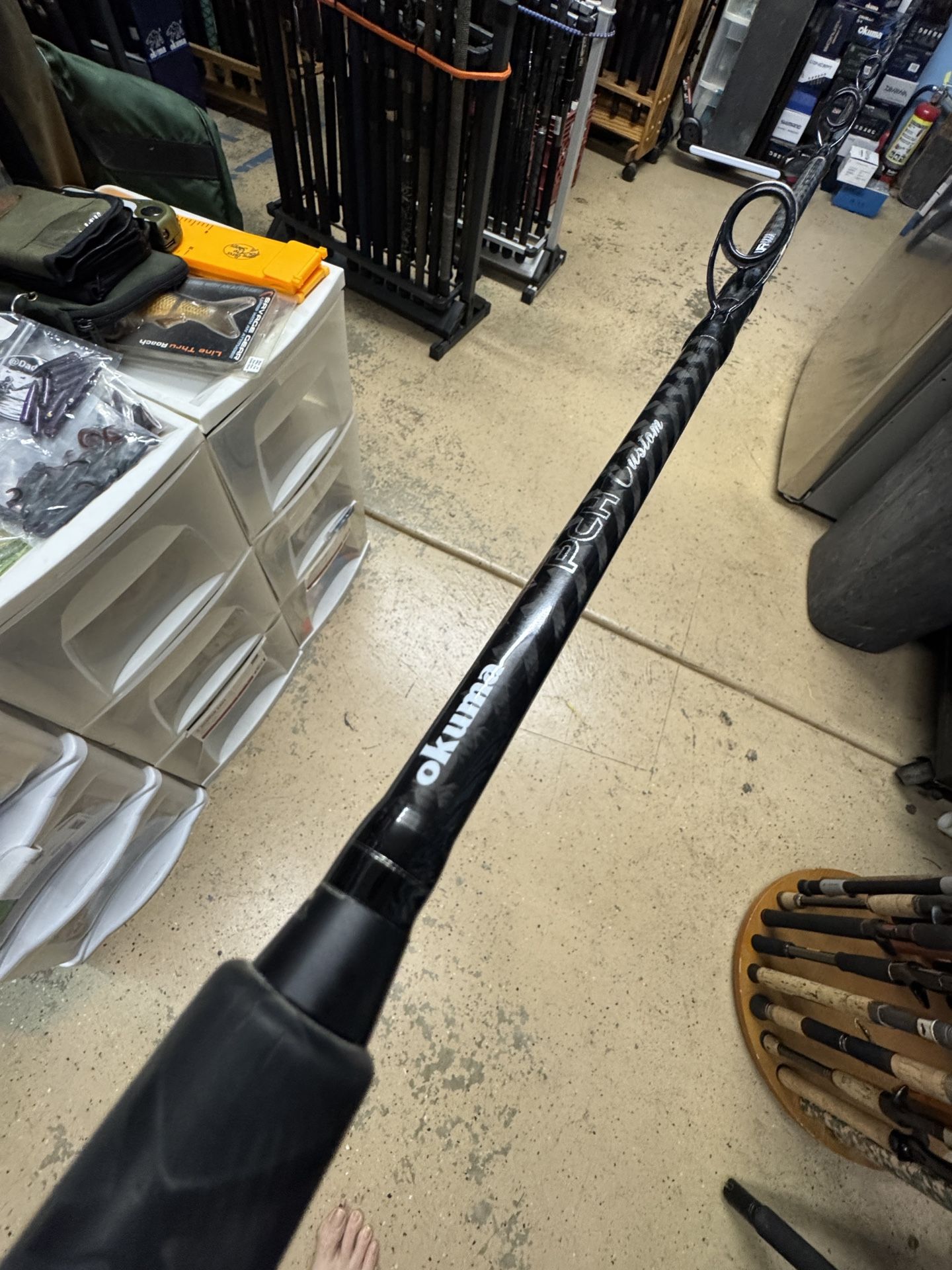 Okuma Pch 8’ Heavy 20-50 Salt Water Fishing Rod. Like New