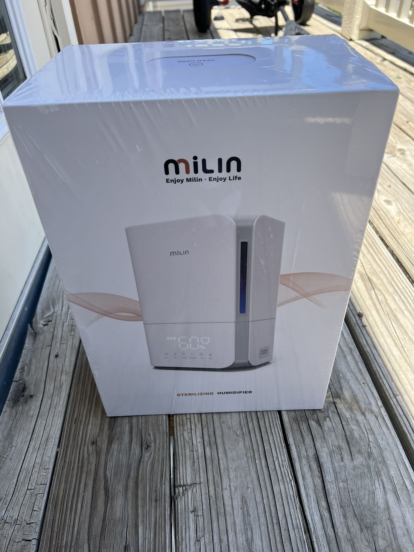 Cool Mist Humidifier for Bedroom, MILIN LED Germ-Free Air Vaporizer for Large Room with Essential Oil Diffuser, Sleep Mode, 8H Timer, 3 Levels Mist, W