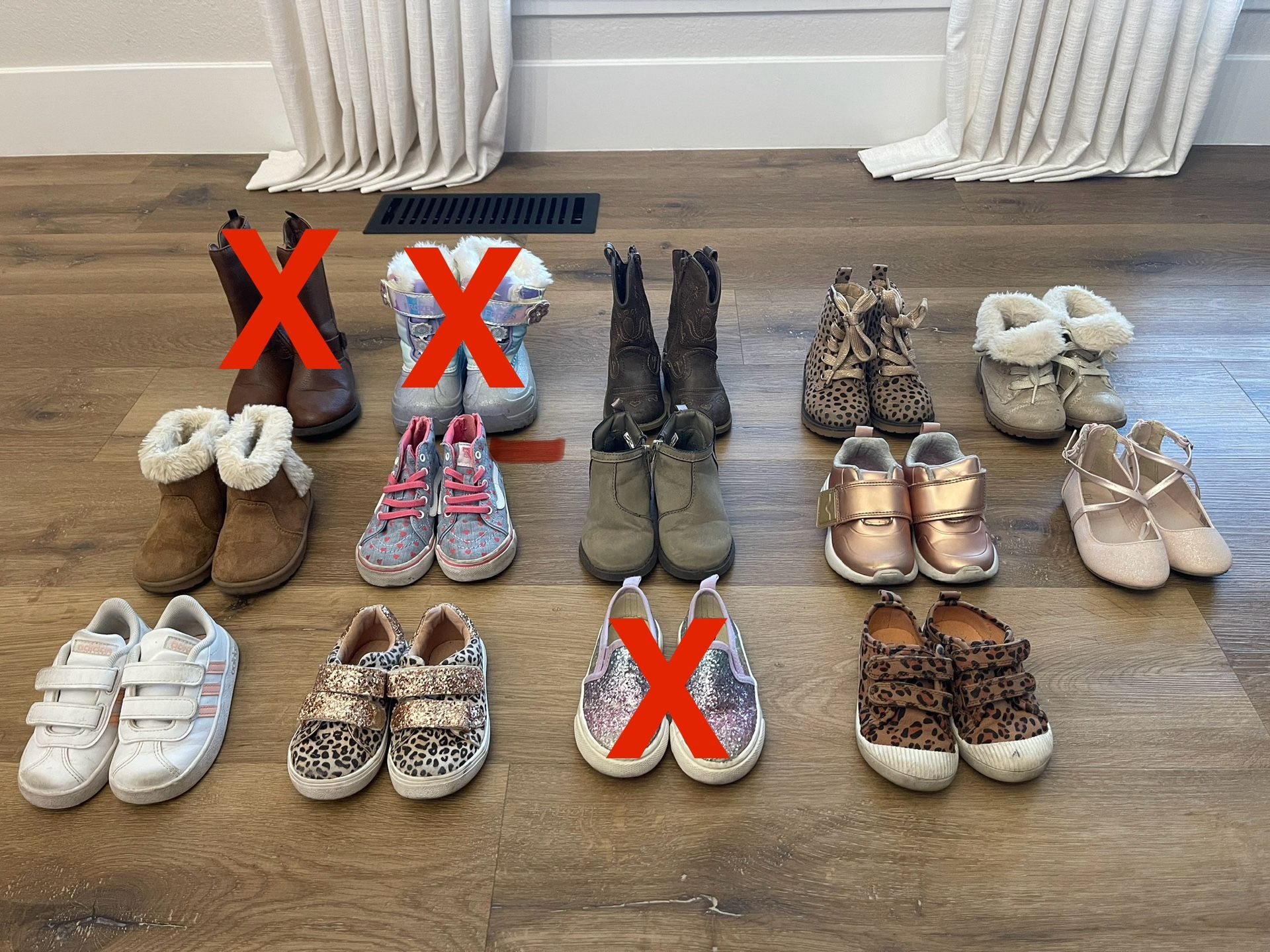 TODDLER Girl Size 6 Shoes