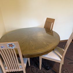 Dining table And Chairs