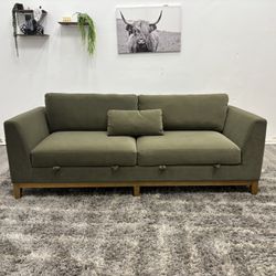 Thomasville Couch Loveseat - Free Delivery 