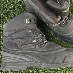 Snow Boots Size 12 Men’s