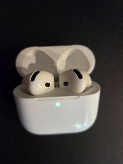 Apple Airpods 4 with ANC (noise canceling)