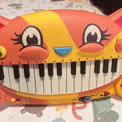 Cat piano With Microphone