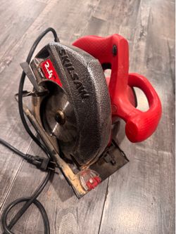 Skilsaw 7 1/4” Circular Saw 13 Amp 5550   Fe5)