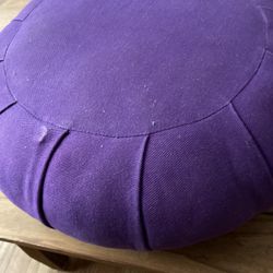 Meditation Cushion $1.00