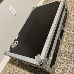 Road Runner Flight/Road/Tour Case!!