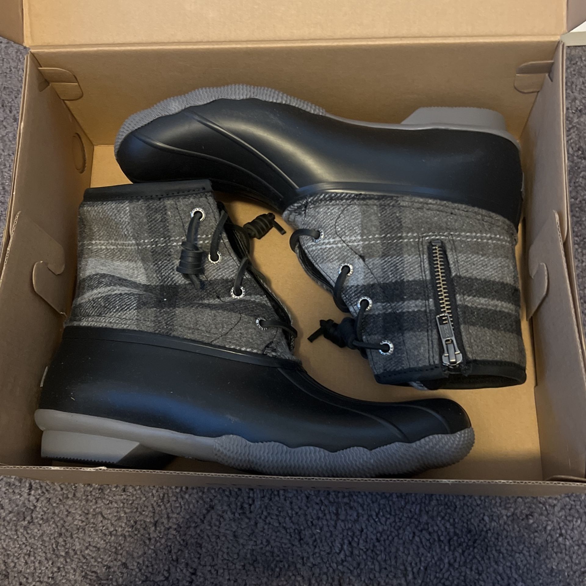 Woman’s Sperry Boots