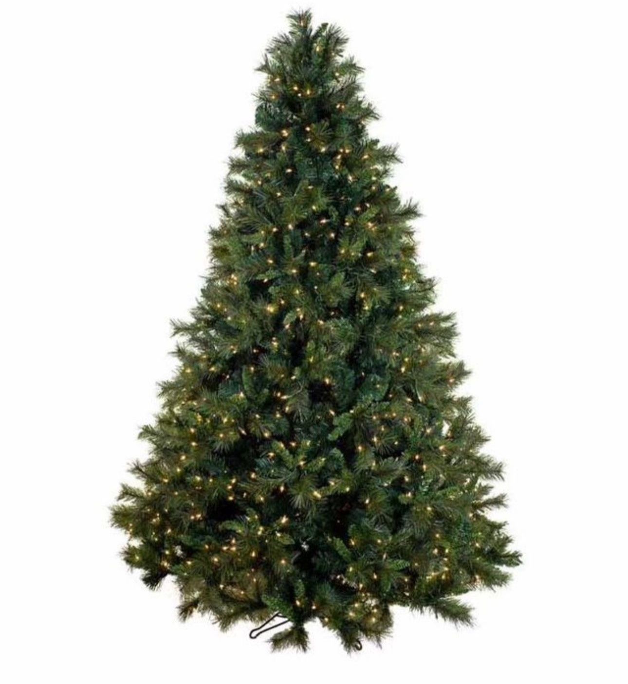 8ft Artificial Christmas Tree 2038 PVC + PE mix tips Hinged w/ 650 Warm LED Light