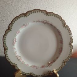 GORGEOUS Antique CIrca 1840 Theodore Haviland Limoges France 8.5" Scalloped Plate.
