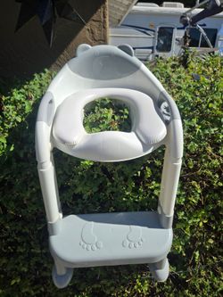 Toddler foldable potty chair