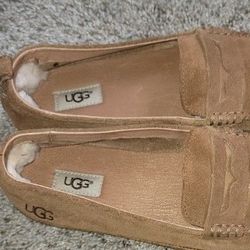 🌺 UGG Original Charlie Penny Loafer🌺