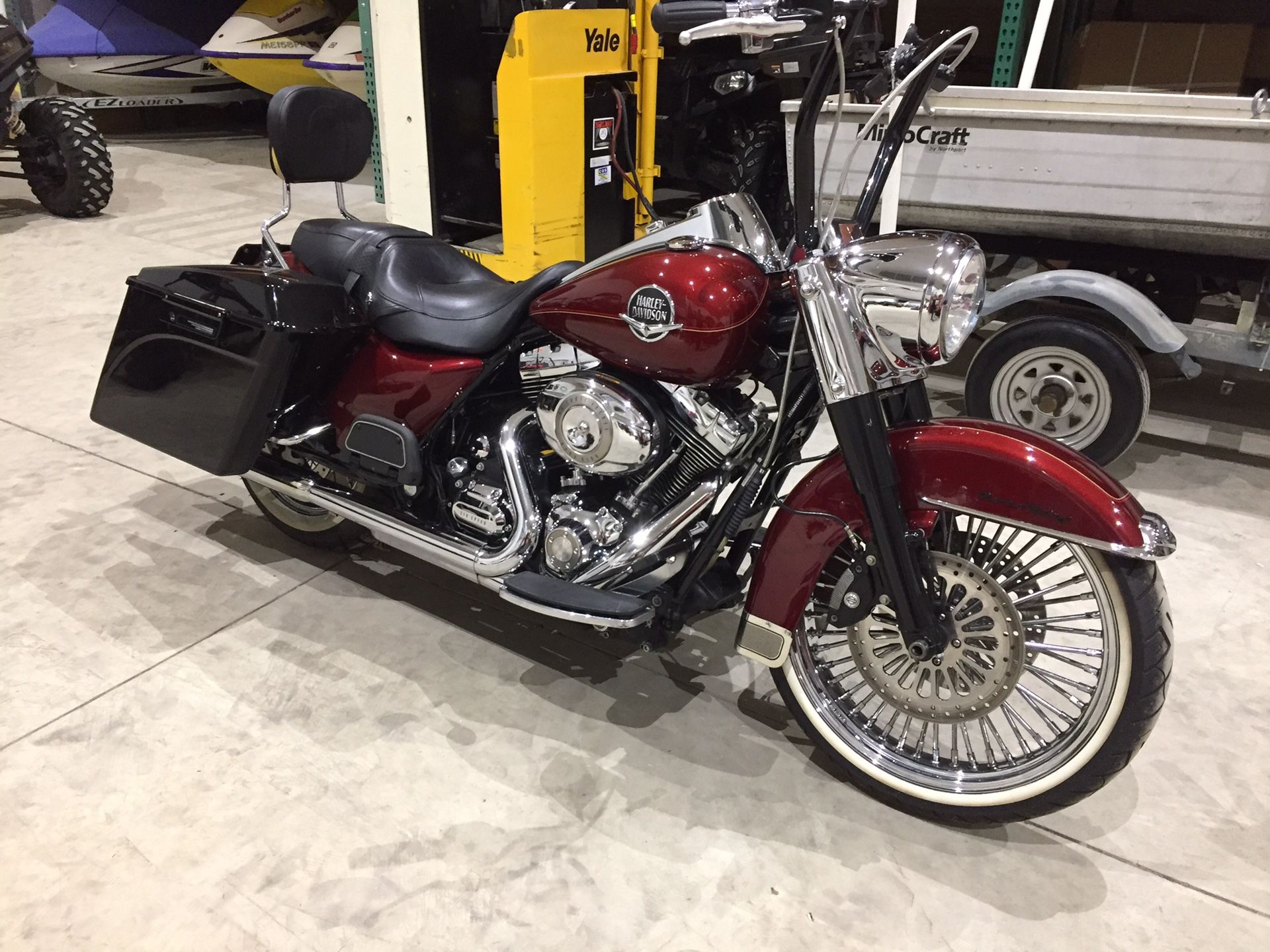 2010 Harley Davidson FLHRC road king motorcycle 13,916 miles will trade