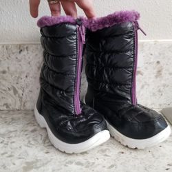 Girls Snow Boots Size 11/12